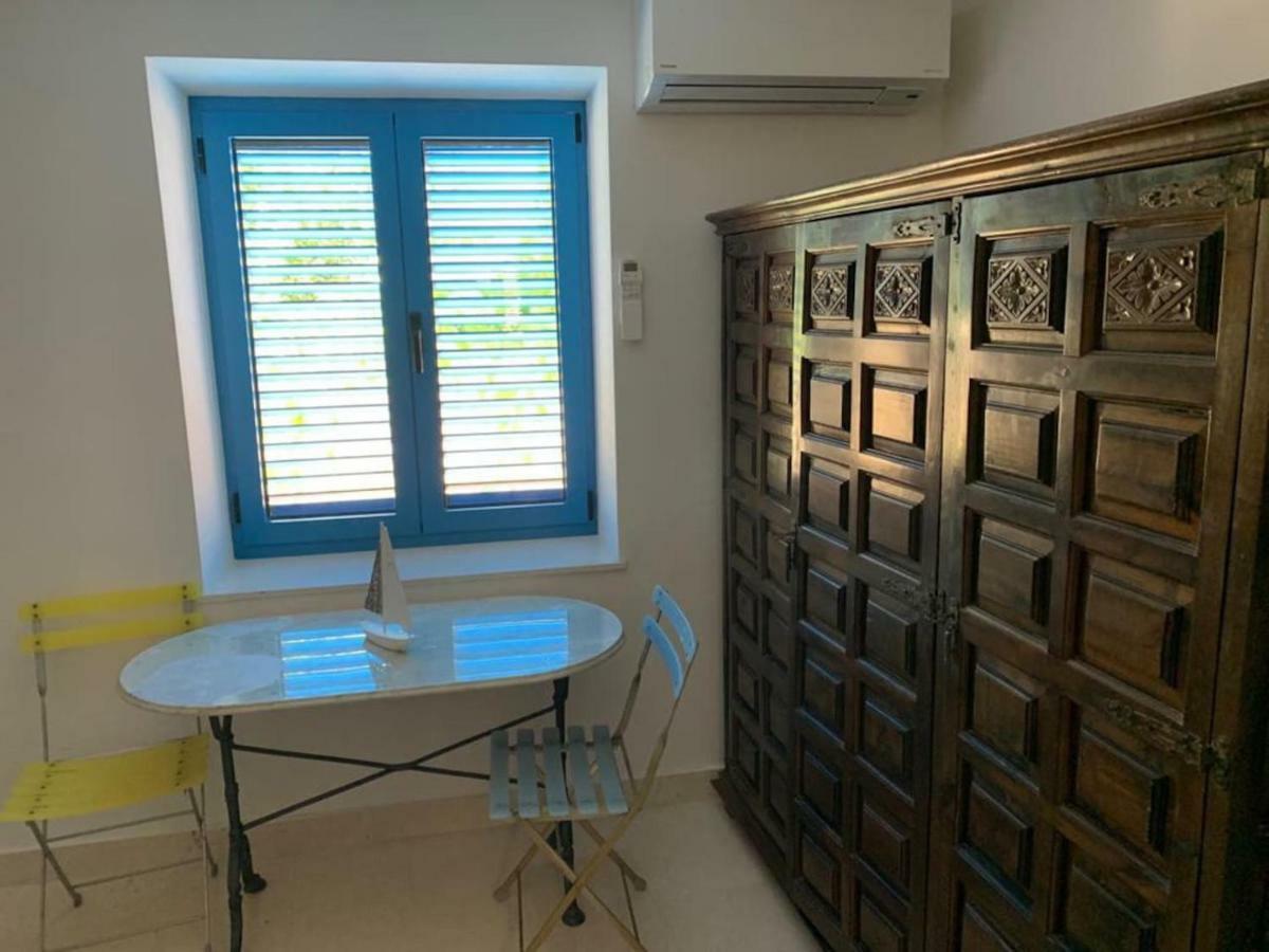 Hvar Old Dalmatian House Junior Suite - Deck 2 Hvar Town Bagian luar foto